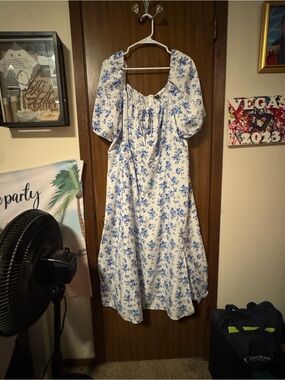 SHEIN White Midi Dress with Blue Floral Print